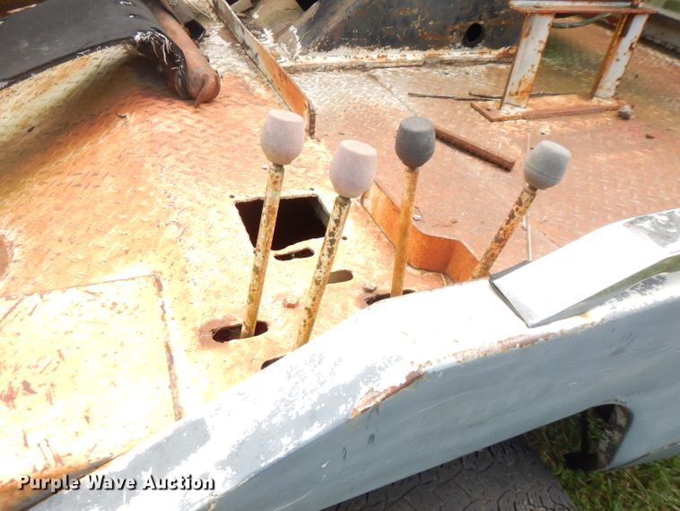 image for item FN9351 2001 Dodge Ram 3500  Quad Cab tow truck