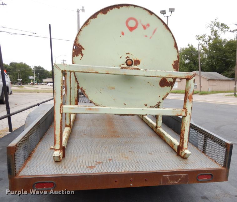 image for item FR9035 1998 Starlight utility trailer