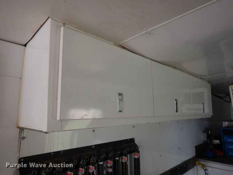 image for item FR9046 1998 Featherlite 5940 enclosed cargo trailer