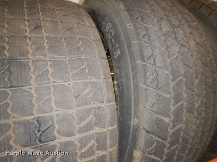 image for item FR9046 1998 Featherlite 5940 enclosed cargo trailer