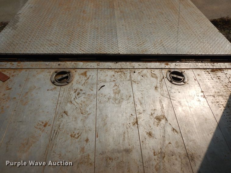 image for item FR9046 1998 Featherlite 5940 enclosed cargo trailer