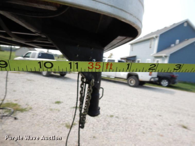 image for item FR9046 1998 Featherlite 5940 enclosed cargo trailer