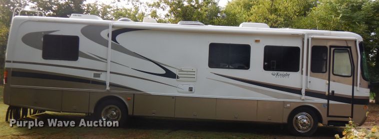 image for item FR9060 2000 Knight Monaco  RV