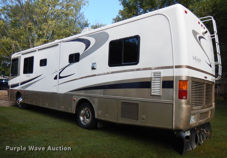 image for item FR9060 2000 Knight Monaco  RV