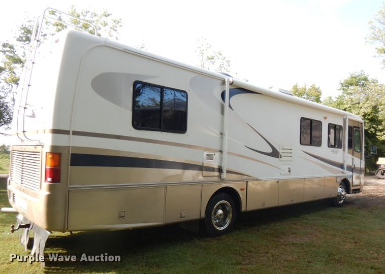 image for item FR9060 2000 Knight Monaco  RV