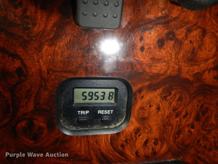 image for item FR9060 2000 Knight Monaco  RV