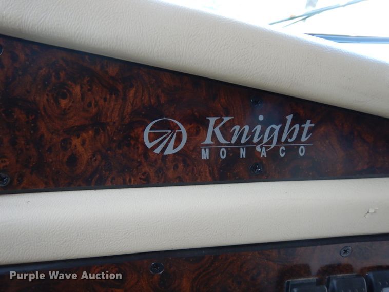 image for item FR9060 2000 Knight Monaco  RV