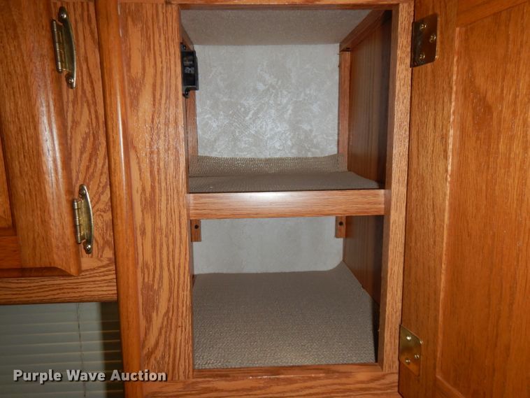 image for item FR9060 2000 Knight Monaco  RV