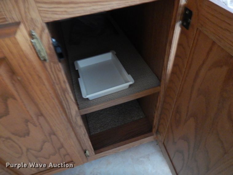 image for item FR9060 2000 Knight Monaco  RV