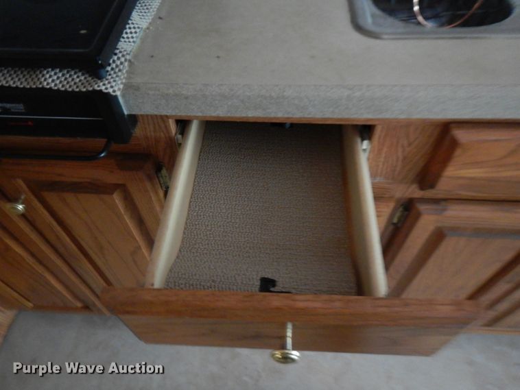 image for item FR9060 2000 Knight Monaco  RV