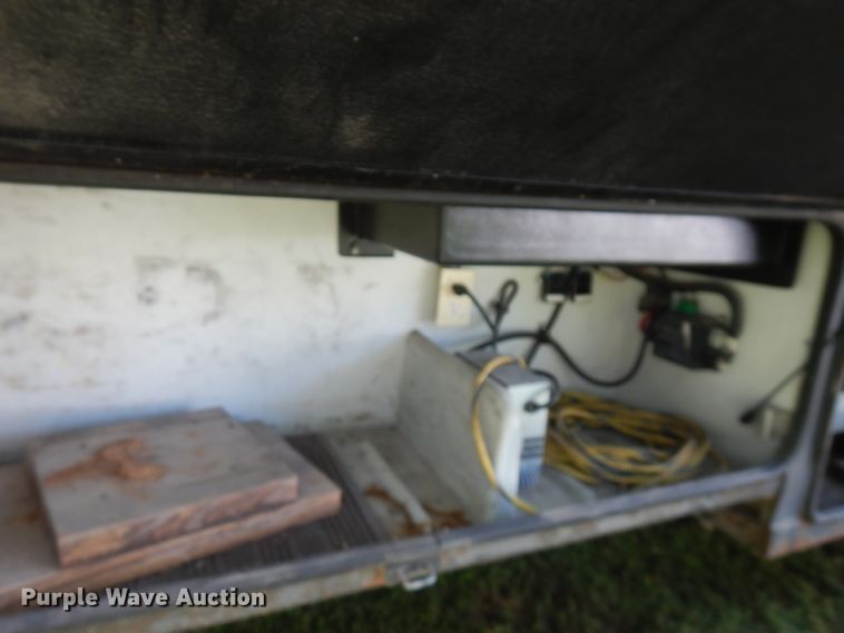 image for item FR9060 2000 Knight Monaco  RV