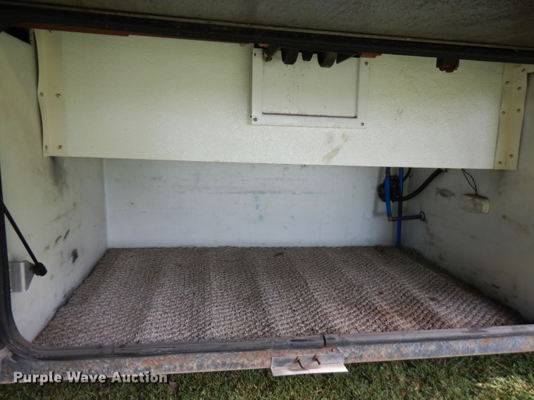 image for item FR9060 2000 Knight Monaco  RV