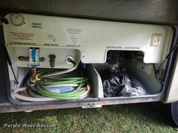 image for item FR9060 2000 Knight Monaco  RV