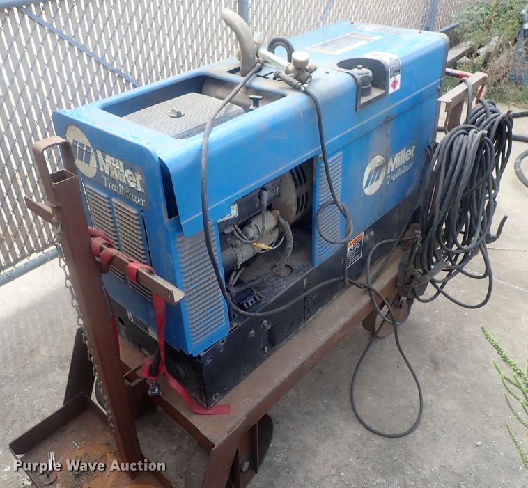 image for item GL9373 Miller Trailblazer 301G welder/generator