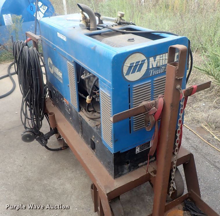 image for item GL9373 Miller Trailblazer 301G welder/generator