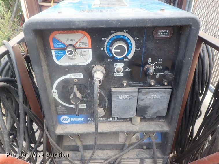 image for item GL9373 Miller Trailblazer 301G welder/generator