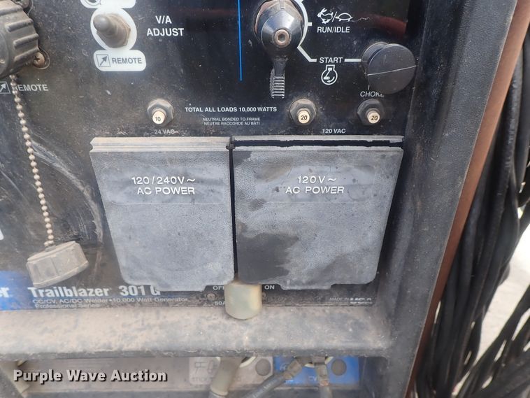 image for item GL9373 Miller Trailblazer 301G welder/generator