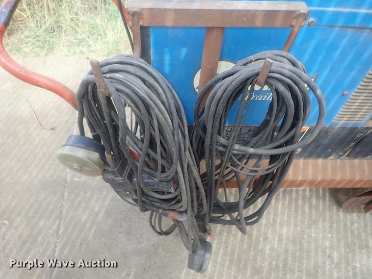 image for item GL9373 Miller Trailblazer 301G welder/generator