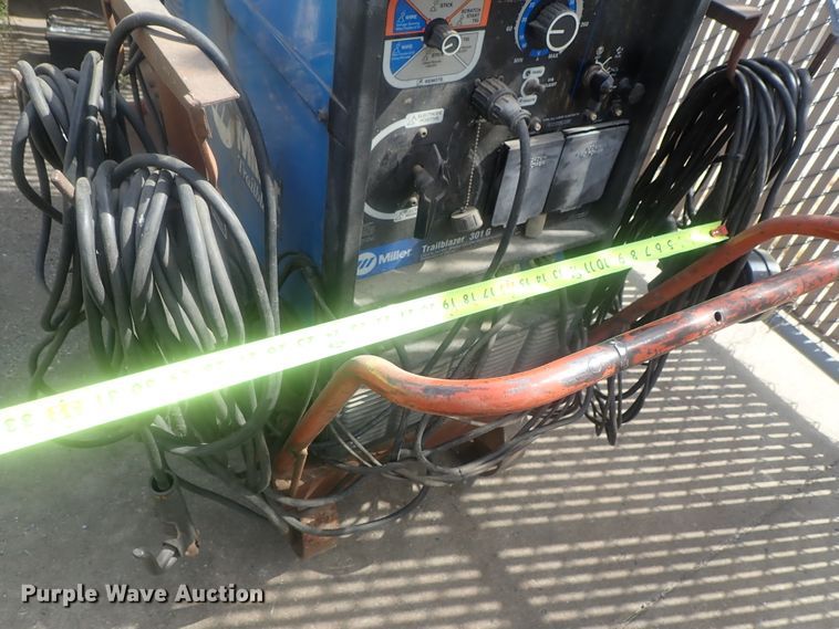 image for item GL9373 Miller Trailblazer 301G welder/generator