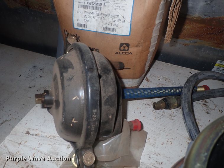 image for item GL9435 Truck parts and accessories