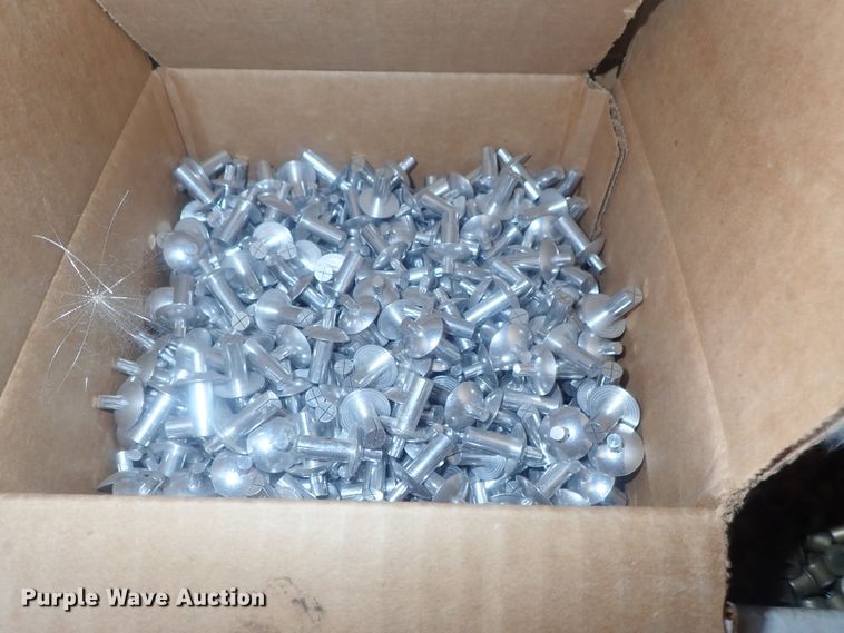 image for item GL9435 Truck parts and accessories