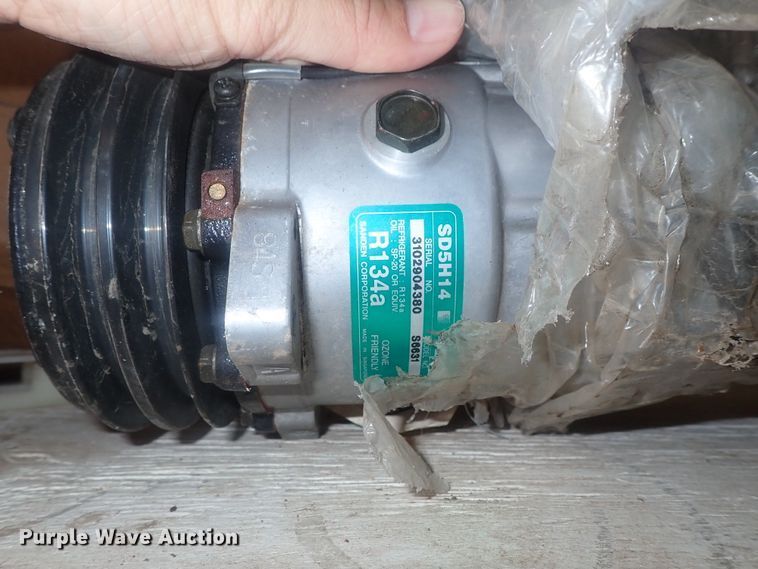 image for item GL9435 Truck parts and accessories