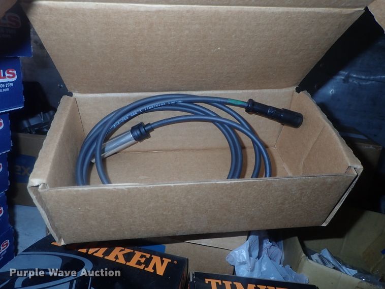 image for item GL9435 Truck parts and accessories