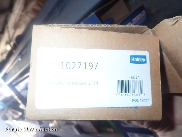 image for item GL9435 Truck parts and accessories