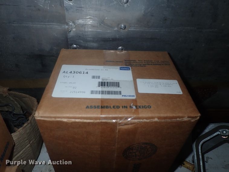 image for item GL9435 Truck parts and accessories