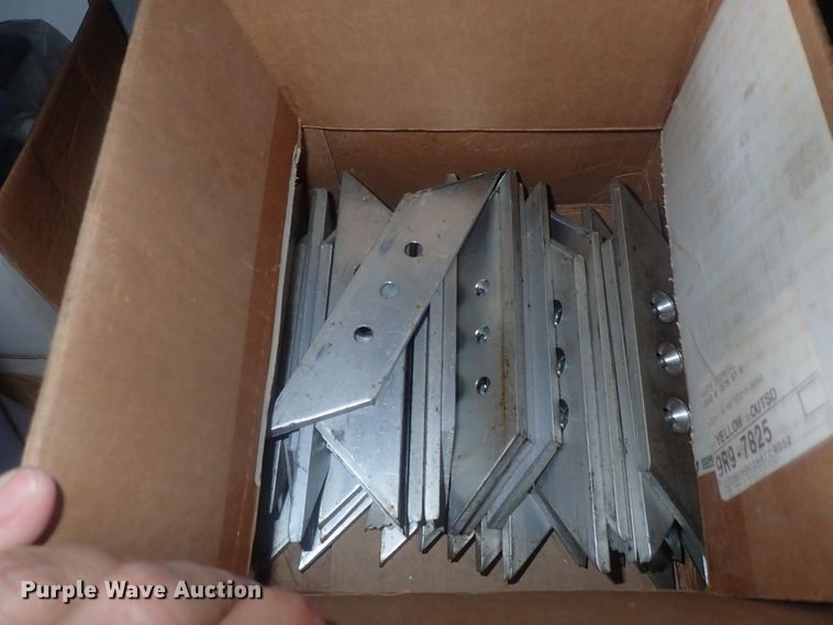 image for item GL9435 Truck parts and accessories