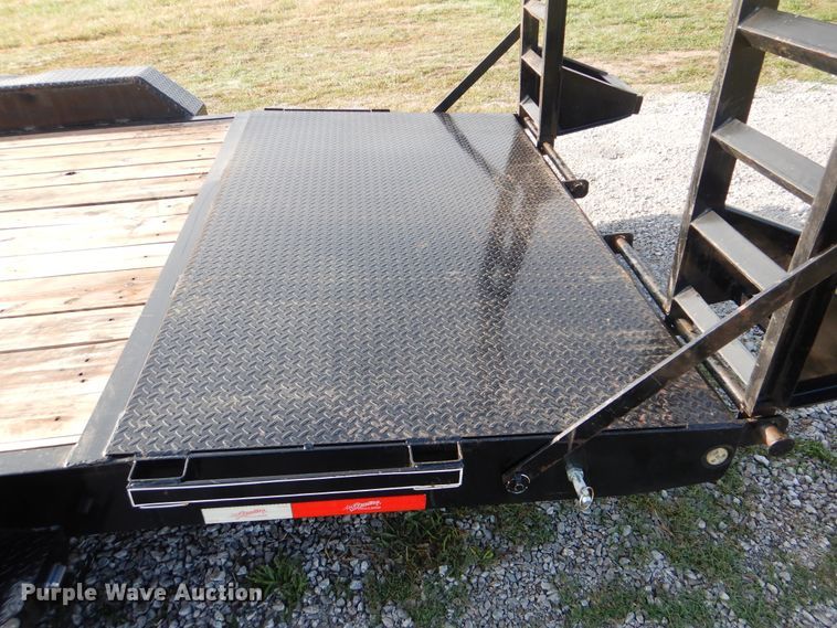 image for item GM9138 2019 Starlite Trailers 82-H248CRGNDV equipment trailer