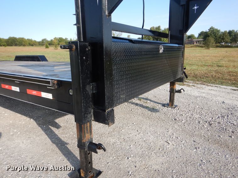image for item GM9138 2019 Starlite Trailers 82-H248CRGNDV equipment trailer