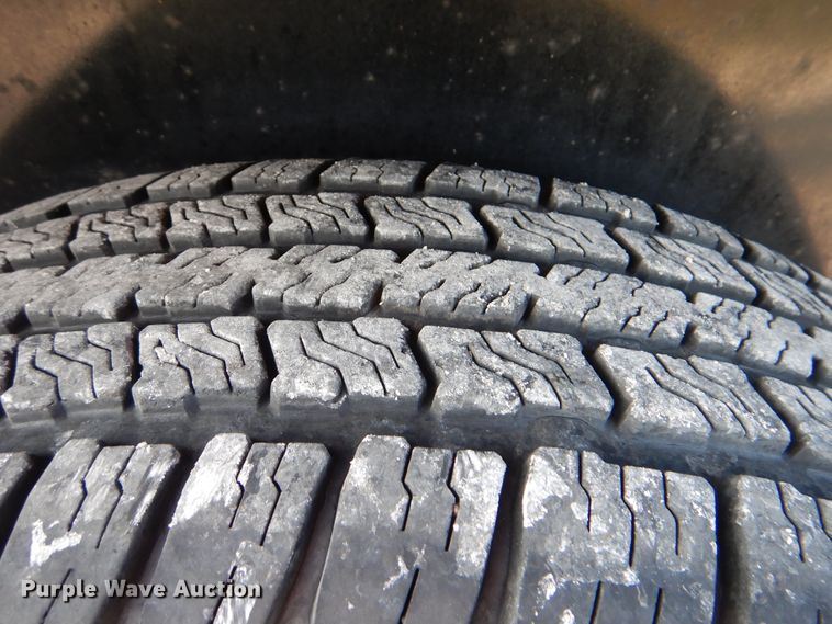 image for item GM9138 2019 Starlite Trailers 82-H248CRGNDV equipment trailer