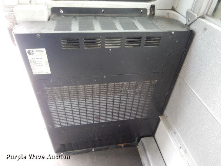 image for item GM9174 2002 International 3800  school bus