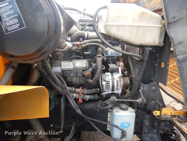 image for item GM9174 2002 International 3800  school bus