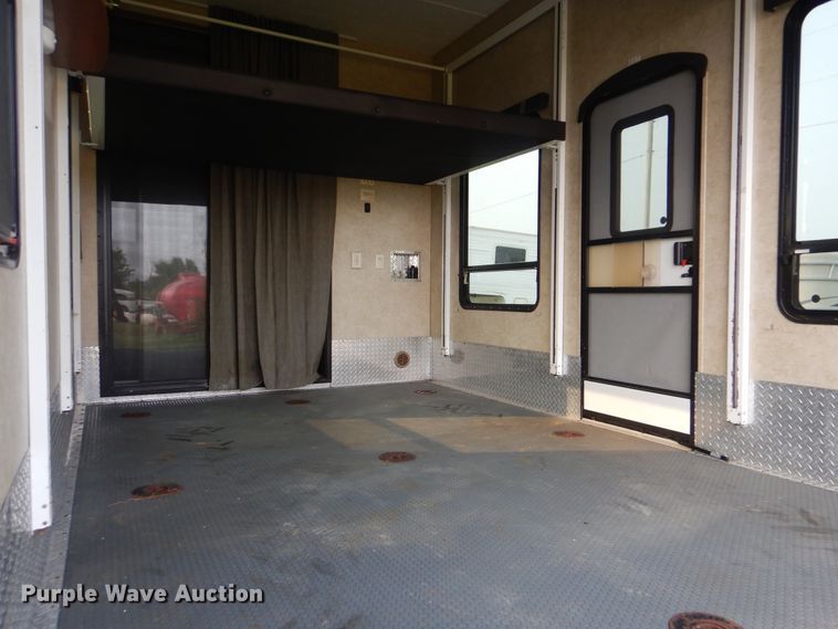 image for item GM9176 2013 Keystone Fuzion  camper