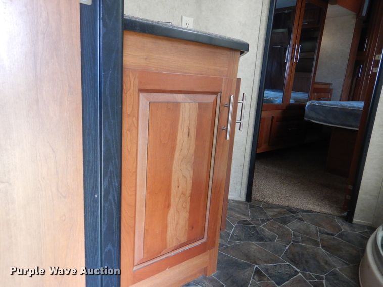 image for item GM9176 2013 Keystone Fuzion  camper