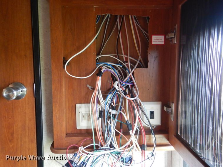 image for item GM9176 2013 Keystone Fuzion  camper