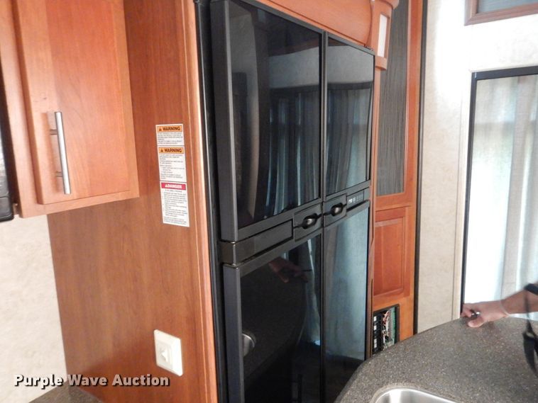 image for item GM9176 2013 Keystone Fuzion  camper