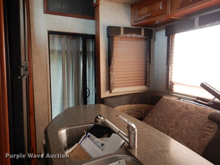 image for item GM9176 2013 Keystone Fuzion  camper