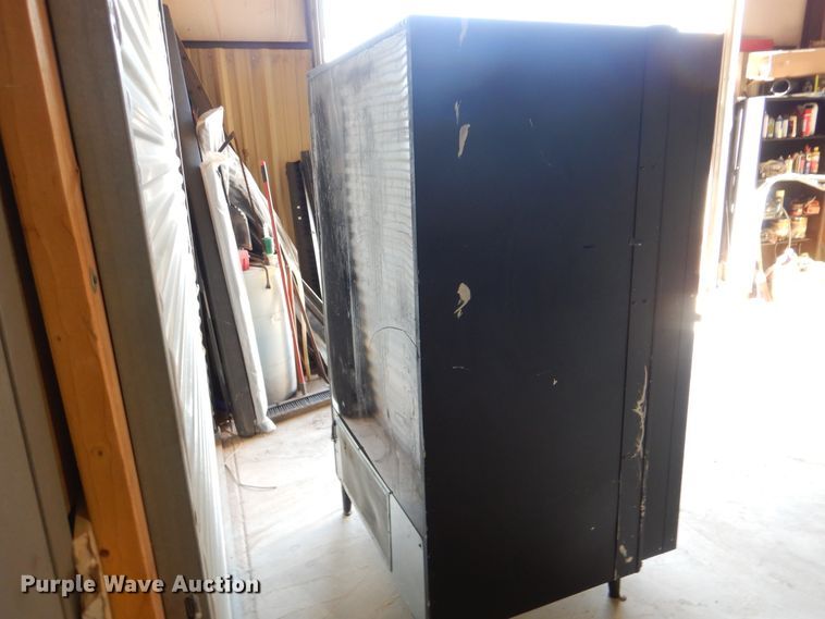 image for item GM9187 Crane Merchandising 6500AP vending machine
