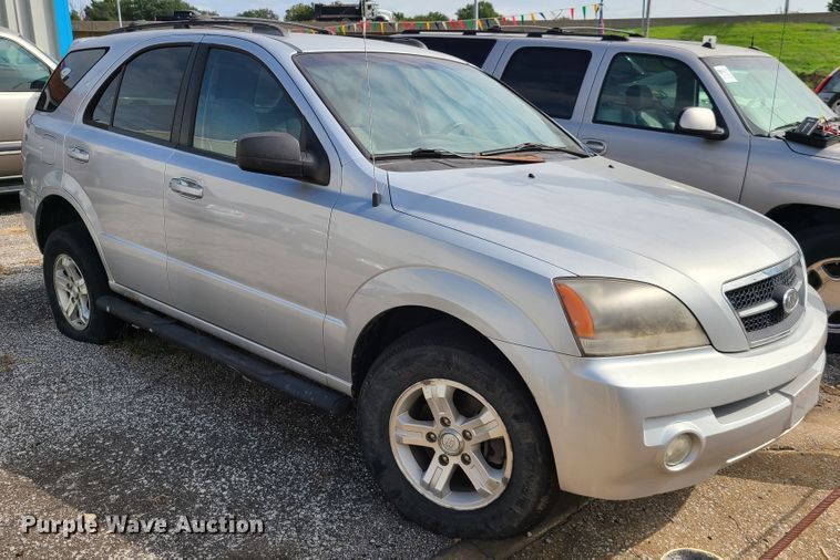 image for item GO9417 2006 Kia Sorento LX SUV