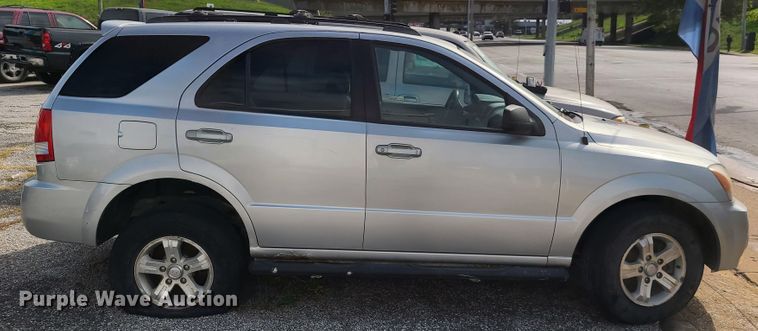 image for item GO9417 2006 Kia Sorento LX SUV