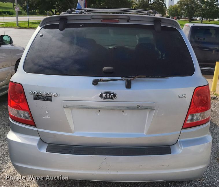 image for item GO9417 2006 Kia Sorento LX SUV