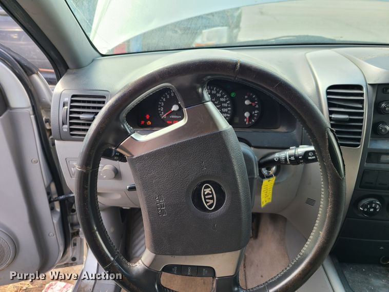 image for item GO9417 2006 Kia Sorento LX SUV
