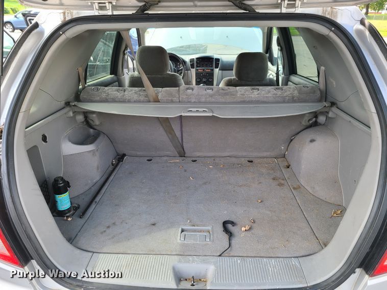 image for item GO9417 2006 Kia Sorento LX SUV