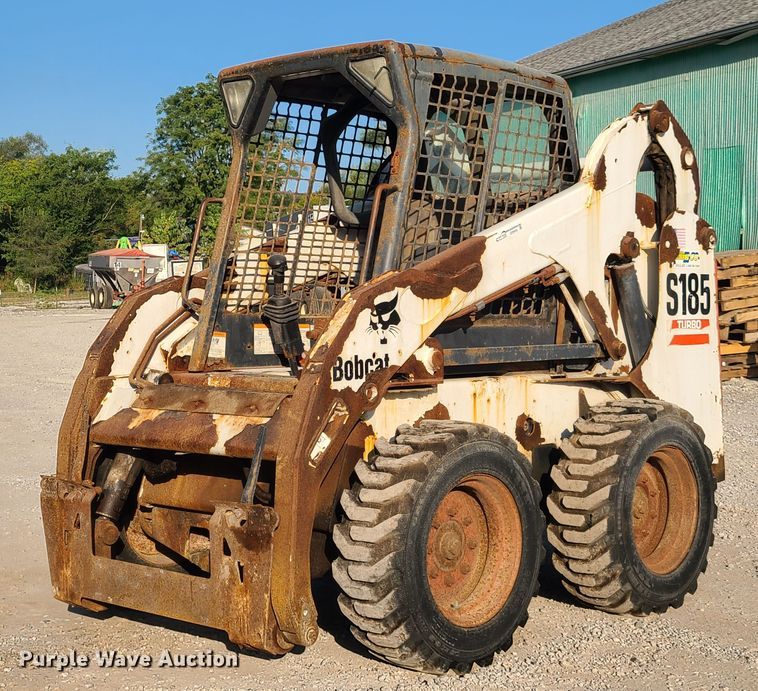 image for item GO9434 2005 Bobcat S185  skid steer loader