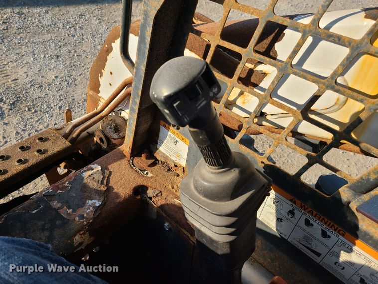 image for item GO9434 2005 Bobcat S185  skid steer loader