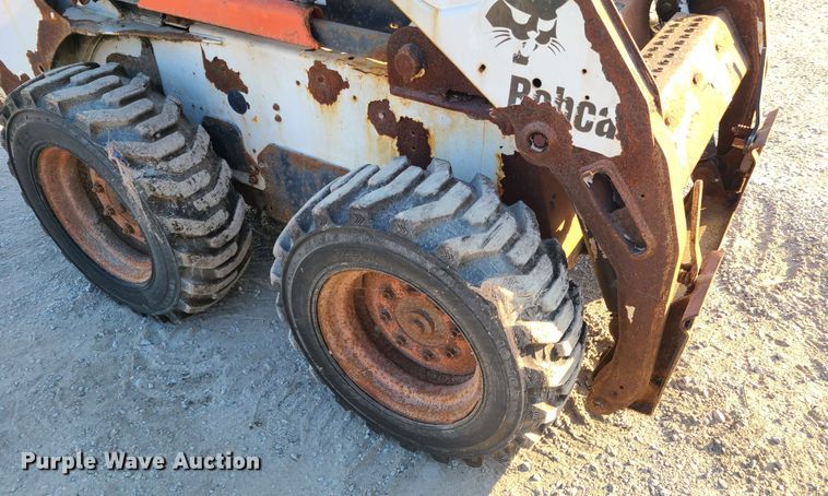 image for item GO9434 2005 Bobcat S185  skid steer loader
