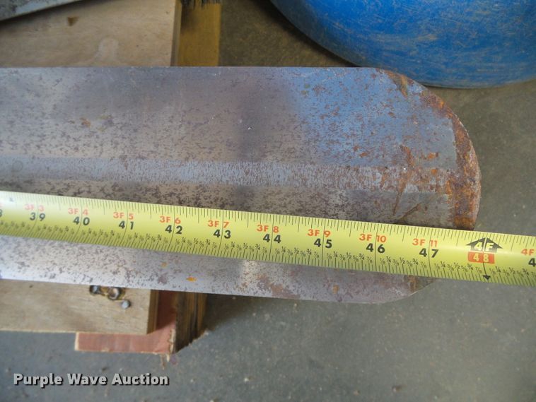 image for item GR9267 Concrete equipment